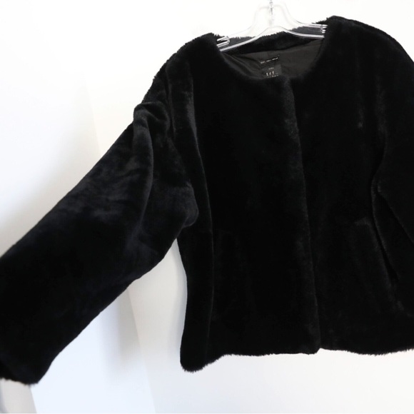 Zara TRF faux fur teddy bomber jacket furry soft short coat black trendy cozy - Picture 7 of 7